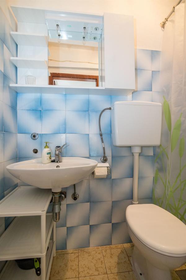 Apartments Ivan สลาทิเน ภายนอก รูปภาพ